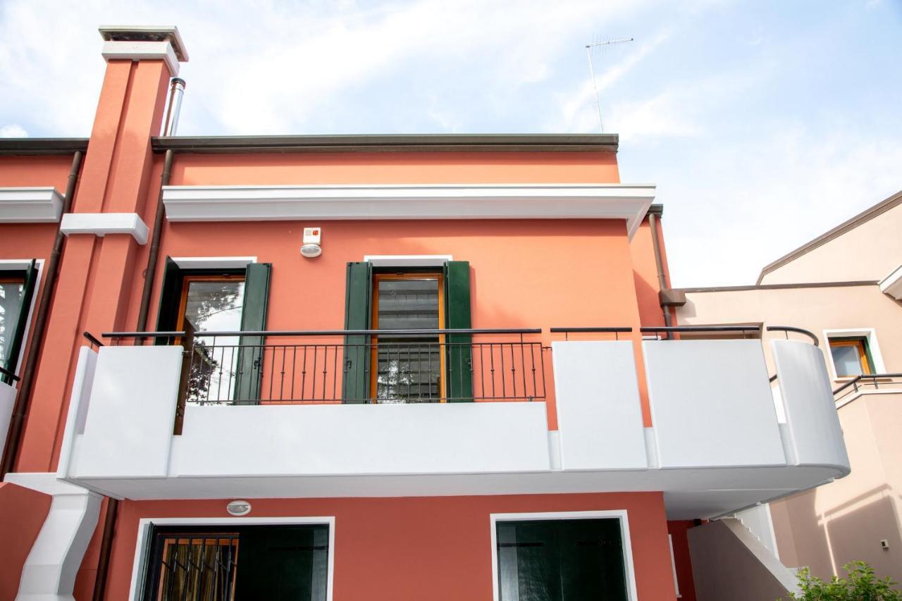 House Smeraldo By Holiday World Lido di Jesolo Bagian luar foto